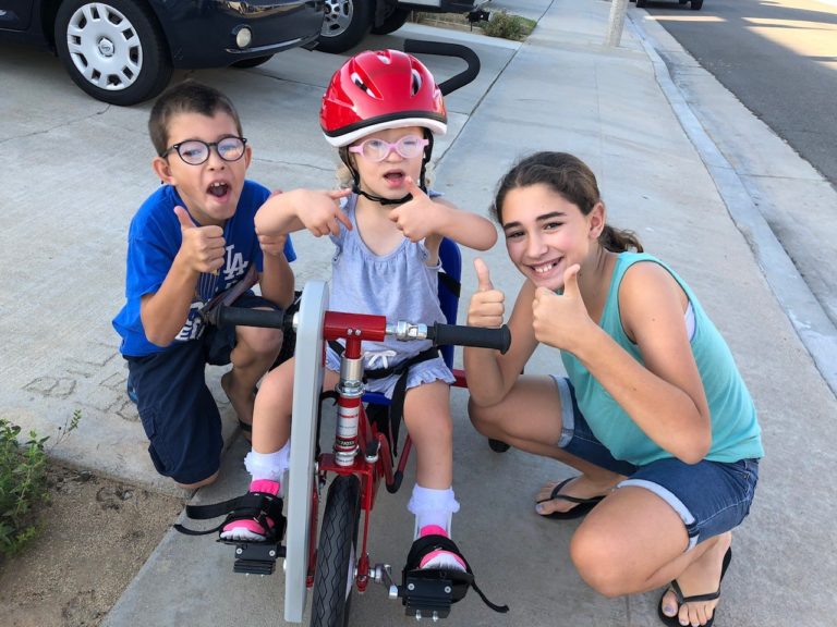 siblings-bike
