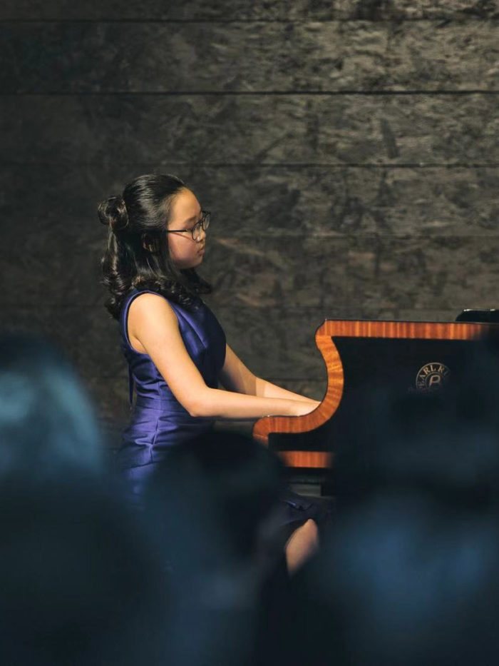 Budding pianist gives back to CHOC through piano recital