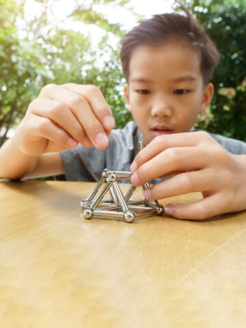Playing with tiny, high-powered magnet toys risky for young children