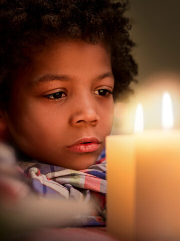 Child copes with grief during the holidays