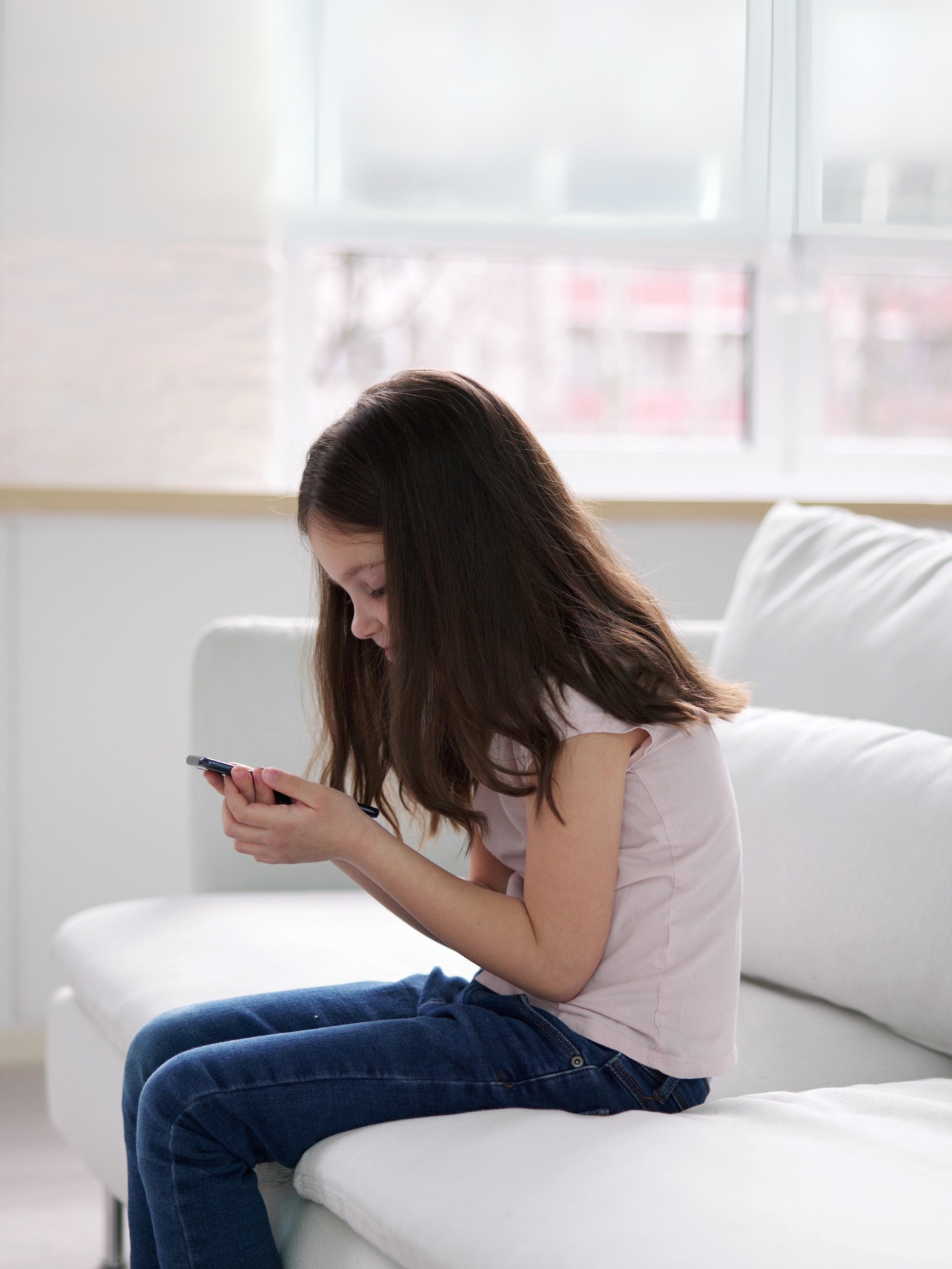 Incorrect posture and backache using smartphone or phone
