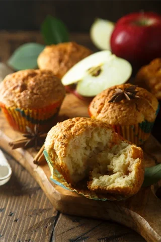 Apple Cinnamon Quinoa Muffins