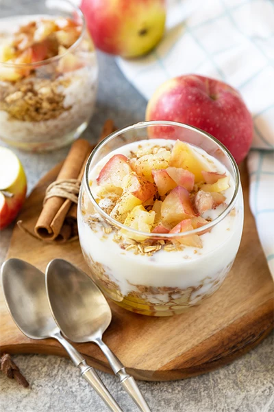 Apple Cinnamon Yogurt Crunch
