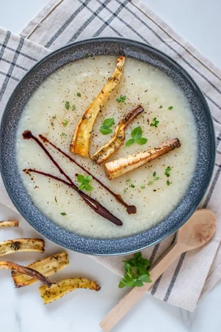 Creamy Parsnip & Pear Soup